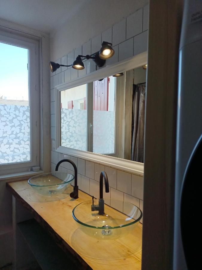 Gite Redrooster Home - 160M2, 4 Ch, 2 Sdb, Fibre, Parking, Sauna, Bain A Remous Theys Dış mekan fotoğraf