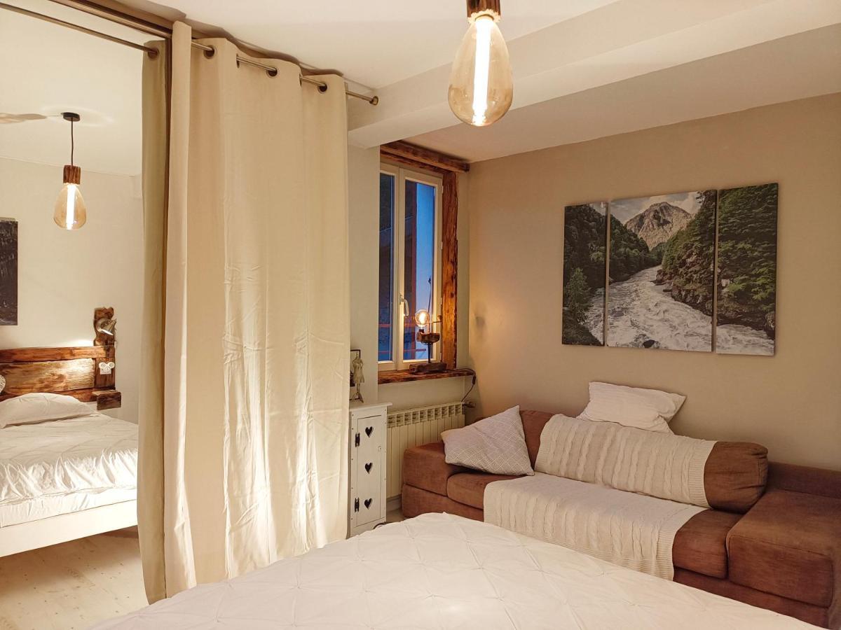 Gite Redrooster Home - 160M2, 4 Ch, 2 Sdb, Fibre, Parking, Sauna, Bain A Remous Theys Dış mekan fotoğraf